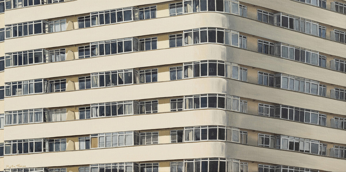 Painting by Artist Martin Thomas of the famous Art Deco building Embassy court on Brighton Seafront